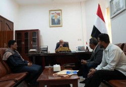 الخنبشي يطّلع على أداء جمارك الوديعة ويبحث تعزيز إمدادات المشتقات النفطية بحضرموت