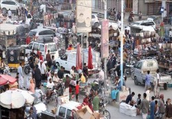 موجة غلاء جديدة.. حرب إيران تضيق الخناق على اليمنيين
