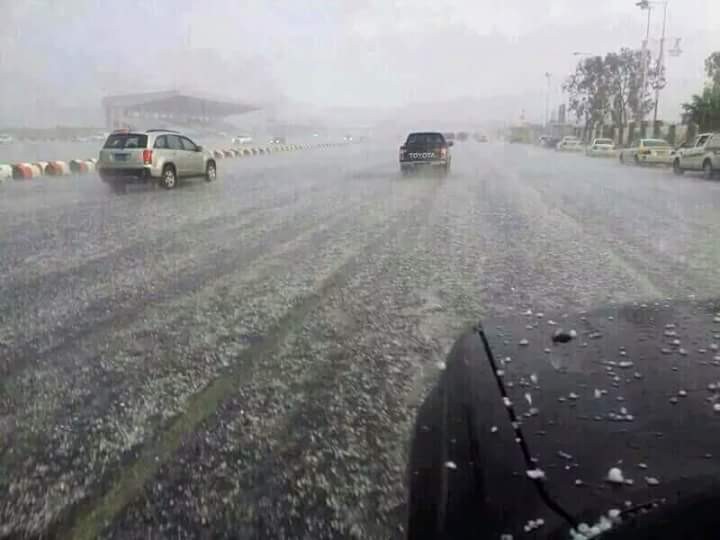 أمطار رعدية غزيرة متوقعة على المرتفعات وتحذيرات من السيول والعواصف