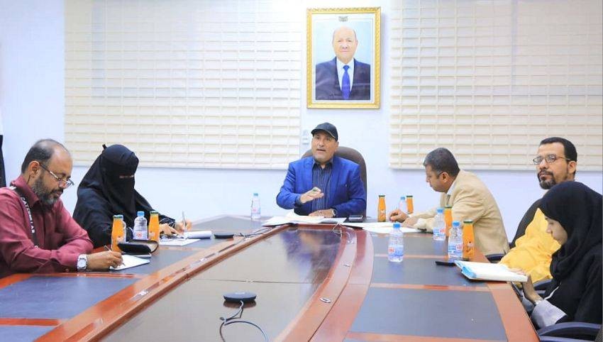 عدن: خطة حكومية لتعزيز المخزون الغذائي واستقرار الأسواق في اليمن