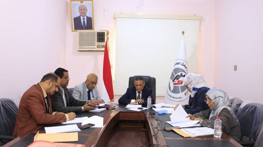 عدن: التعليم العالي تناقش تطوير البرامج الأكاديمية وتعزيز الجودة