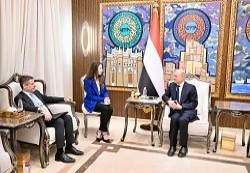 العليمي: لا ثقة في سلوك الجماعات المرتبطة بإيران رغم التهدئة