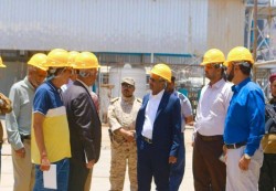 وزير النفط يؤكد أهمية إعادة تشغيل مصفاة عدن لتأمين السوق المحلية