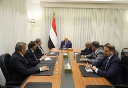 رئيس مجلس القيادة: إنهاء الازدواج المؤسسي مفتاح استعادة هيبة الدولة وتفعيل القضاء