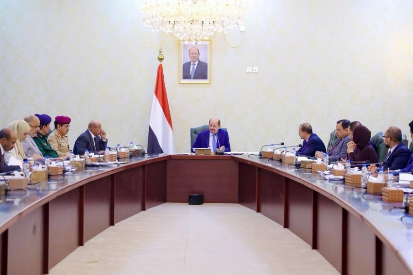المجلس الاقتصادي الأعلى يناقش في عدن إصلاحات عاجلة لتعزيز الاستقرار الاقتصادي