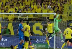 الهلال يؤجل تتويج النصر.. وديربي الرياض ينتهي بتعادل قاتل