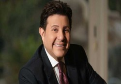 وفاة هاني شاكر.. صوت الطرب الكلاسيكي يودّع الساحة الفنية