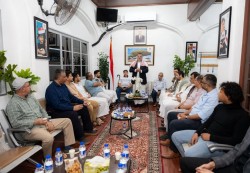 السفير باحميد: اليمن خسر برحيل المناضل أبو حاتم أحد رجاله المخلصين