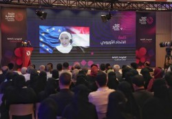 المكلا تحتضن أول قمة ثقافية يمنية لتعزيز السلام وحماية الهوية