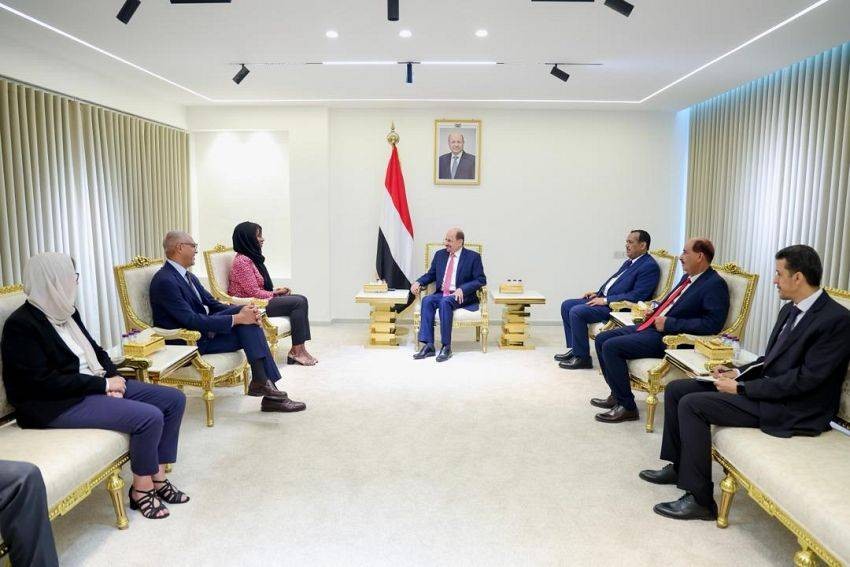 رئيس الوزراء يدعو لحشد دعم دولي لخطة الاستجابة الإنسانية