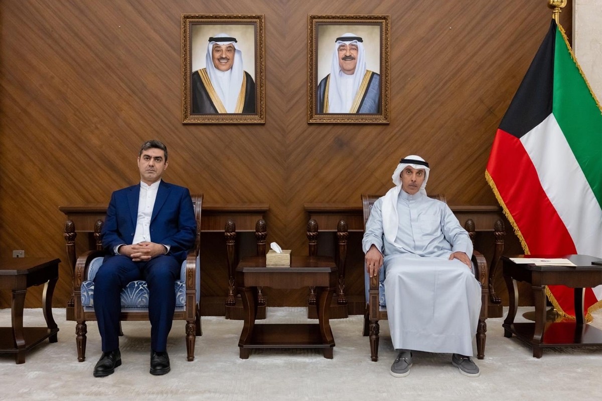 الكويت تطرد دبلوماسيين إيرانيين وتخفض التمثيل الدبلوماسي بعد الهجمات الأخيرة
