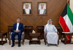 الكويت تطرد دبلوماسيين إيرانيين وتخفض التمثيل الدبلوماسي بعد الهجمات الأخيرة