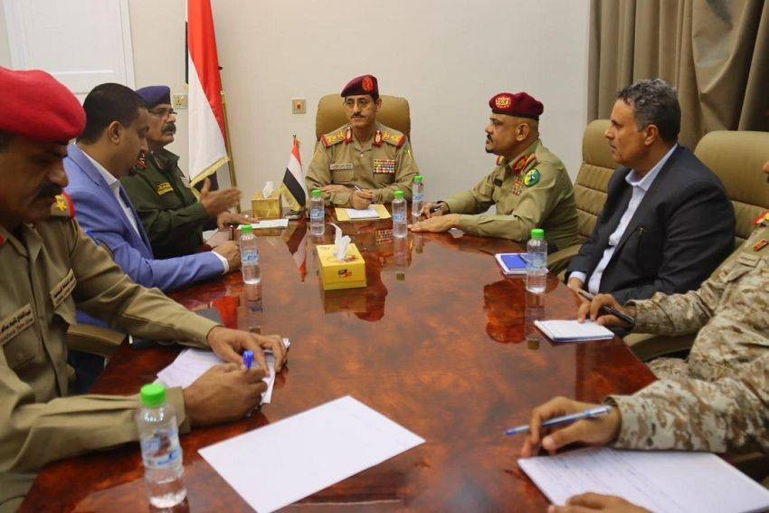 اجتماع أمني وعسكري رفيع يدعو لتفعيل غرفة عمليات مشتركة ورفع الجاهزية