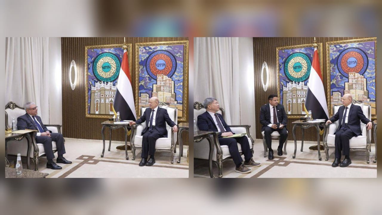 العليمي يبحث مع سفيري مصر وكوريا العلاقات الثنائية وجهود دعم الاستقرار في اليمن