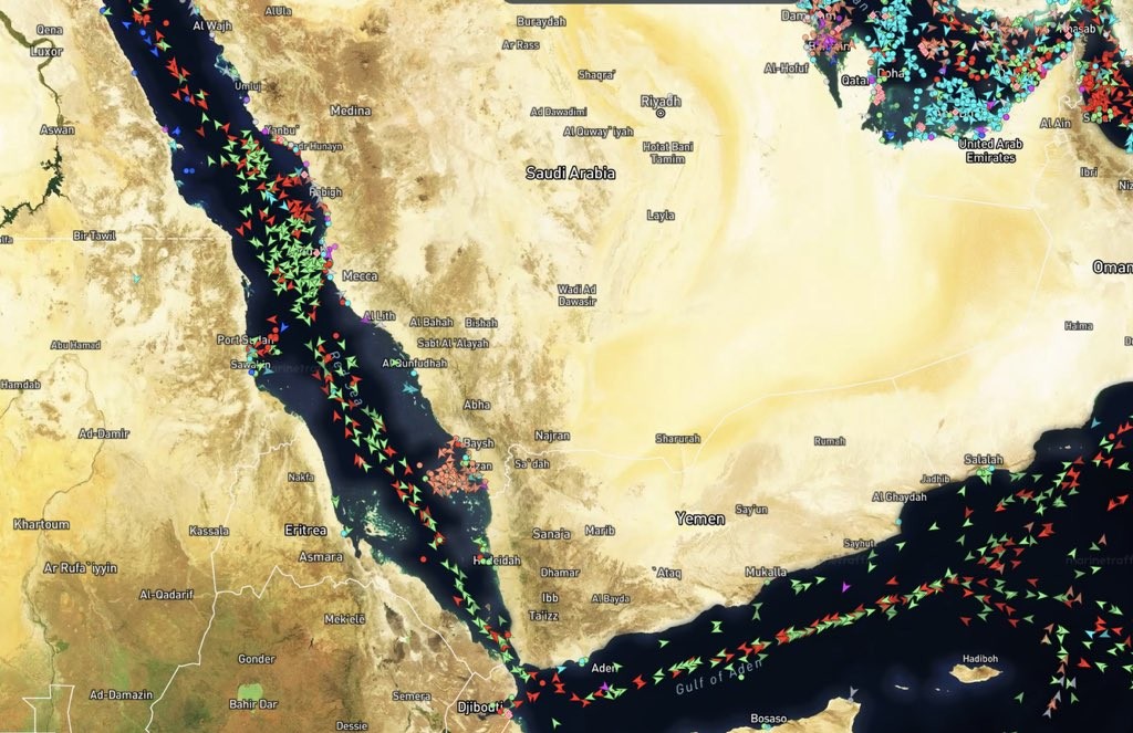 مصادر: ارتفاع علاوات التأمين في البحر الأحمر بعد إعلان الحوثيين بشأن السعودية