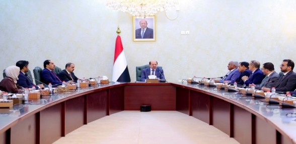 الحكومة تشدد الرقابة على الأسواق وتوجه برفع جاهزية مؤسسات الدولة لمواجهة التطورات